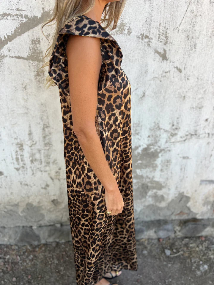 CASSANDRA - Trendy V-Neck Jumpsuit