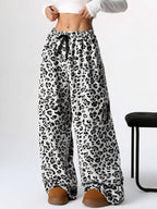 AMBER - Comfortable Plaid Straight Pants for Cold Weather Wear
