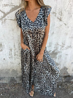 CASSANDRA - Trendy V-Neck Jumpsuit