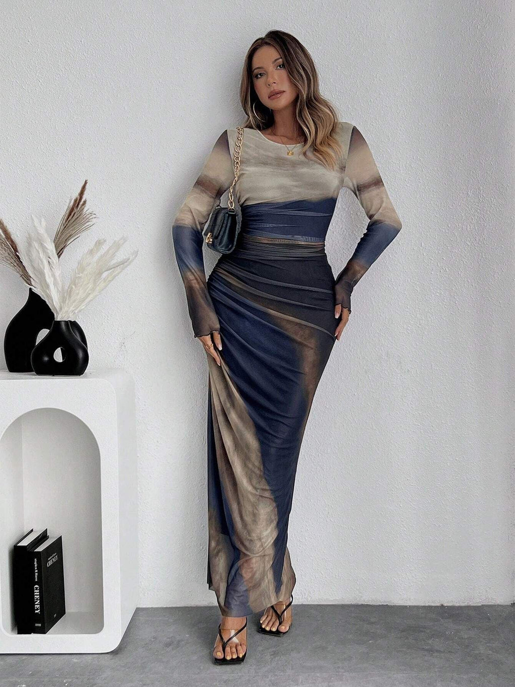 TORINA - Comfy Printed Long Sleeve Round Neck Bodycon Maxi Dress