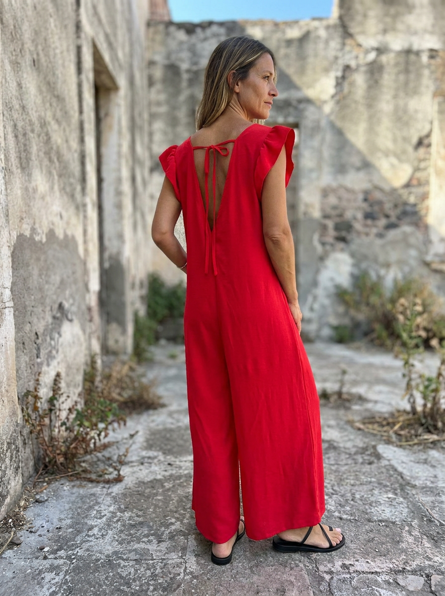 CASSANDRA - Trendy V-Neck Jumpsuit