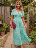 FREYJA – Classic V-Neck Dress