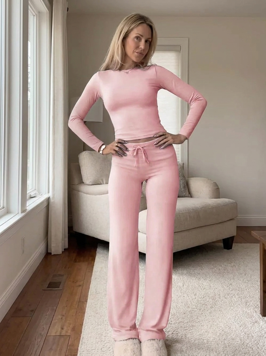 CECILY – Slim Fit Long Sleeve Crop Tee & Pants Matching Set