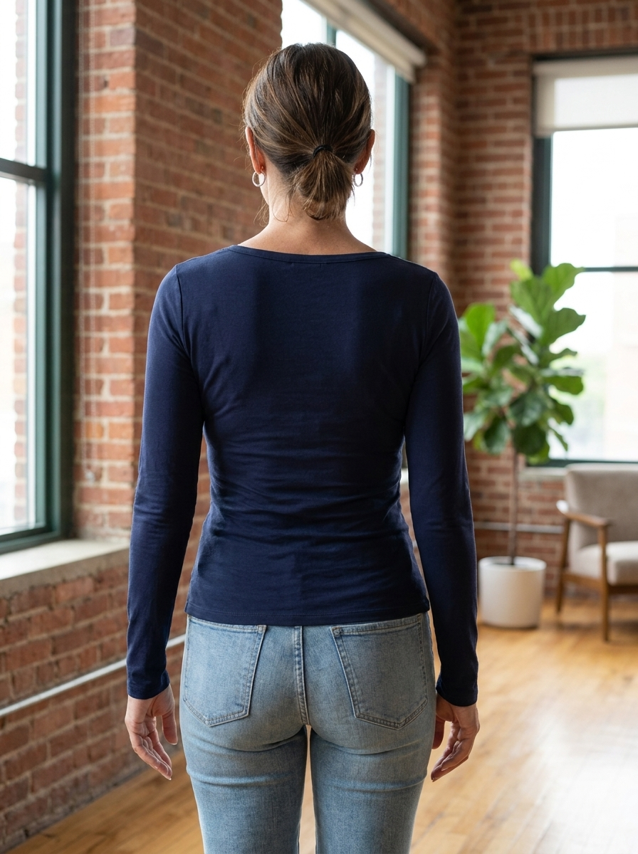 PALYA - Comfy V-Neck Long Sleeve Top